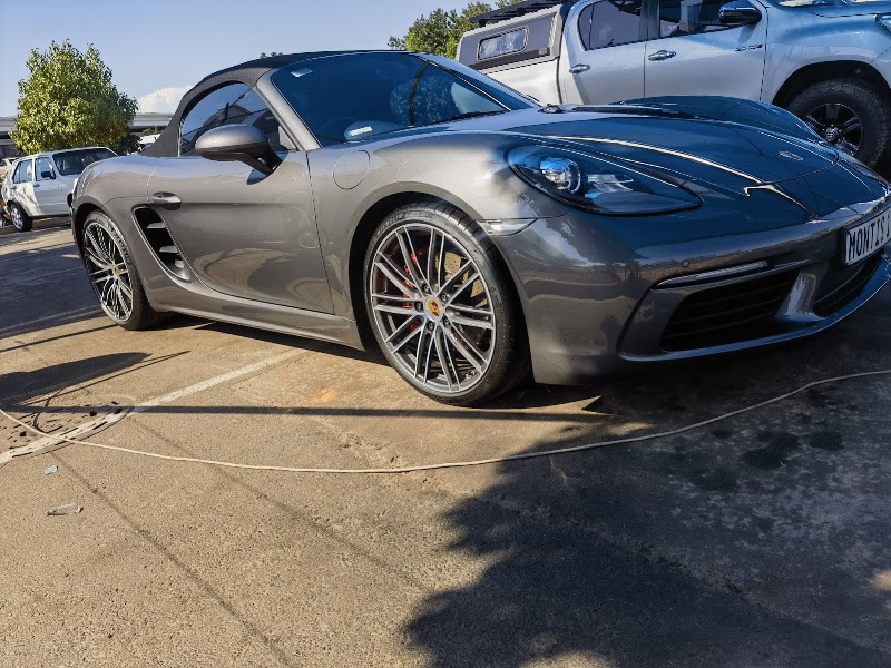 Ali's Car Wash & Detailing